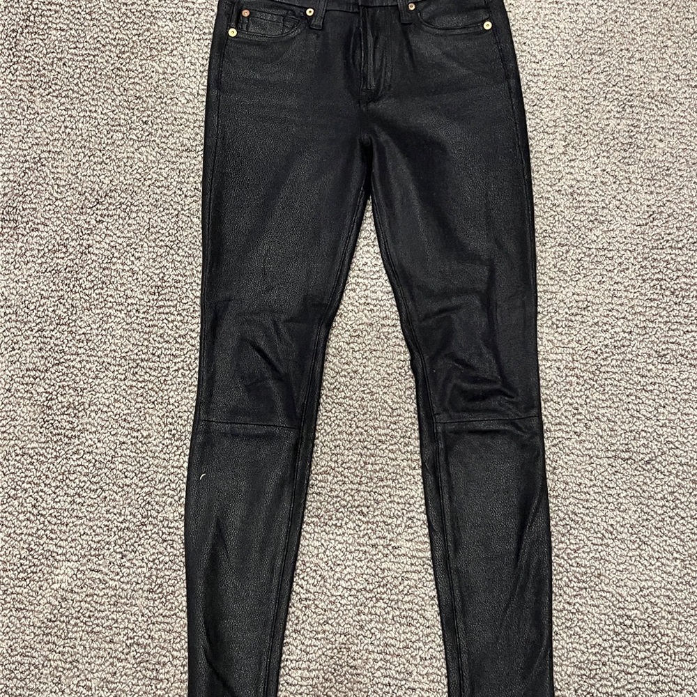 Black Skinny Jeans